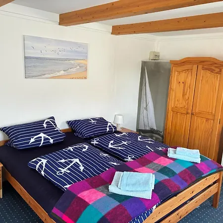 Ferienhaeuser Vogelsang * Sagard